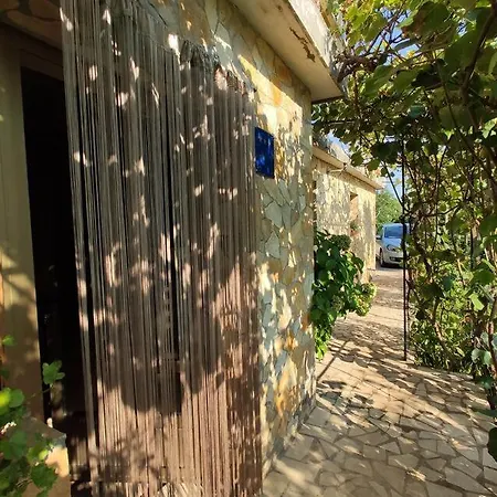 Apartman Mirta *